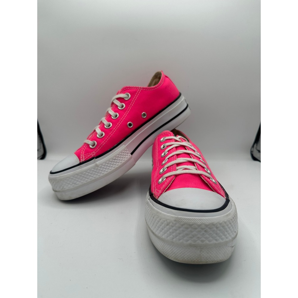 Converse Chuck Taylor All Star Lift Platform Hyper Pink Low Top Womens Size 6